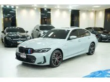 2025 BMW 330e 2.0 M Sport Sedan
