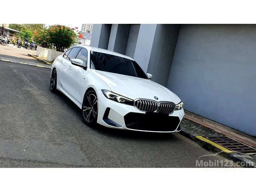 2024 BMW 320i M Sport Sedan