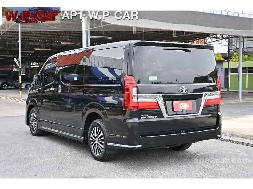 2021 Toyota Majesty Premium Van