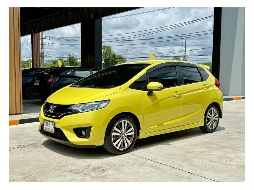 2016 Honda JAZZ SV Hatchback