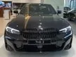 Jual Mobil BMW 330i 2023 M Sport Pro 2.0 di DKI Jakarta Automatic Sedan Hitam Rp 1.240.000.000