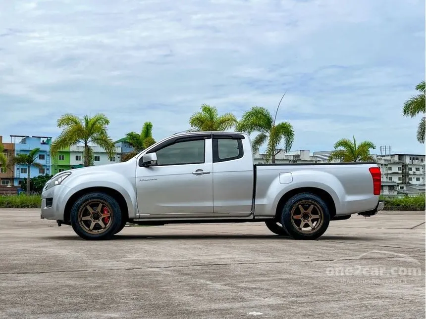 2012 Isuzu D-MAX Hi-Lander Z Space Cab Pickup