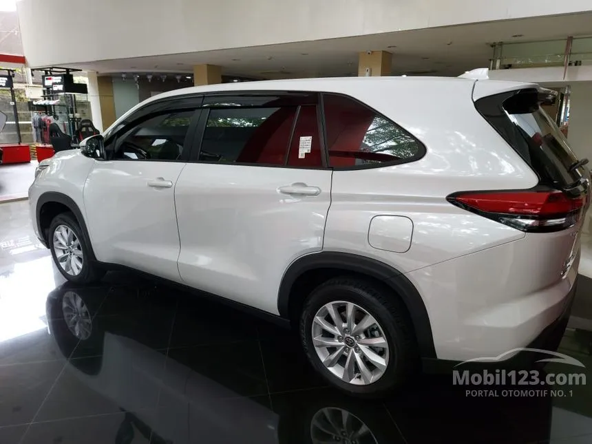 2023 Toyota Kijang Innova Zenix V (Non Premium Color) MPV