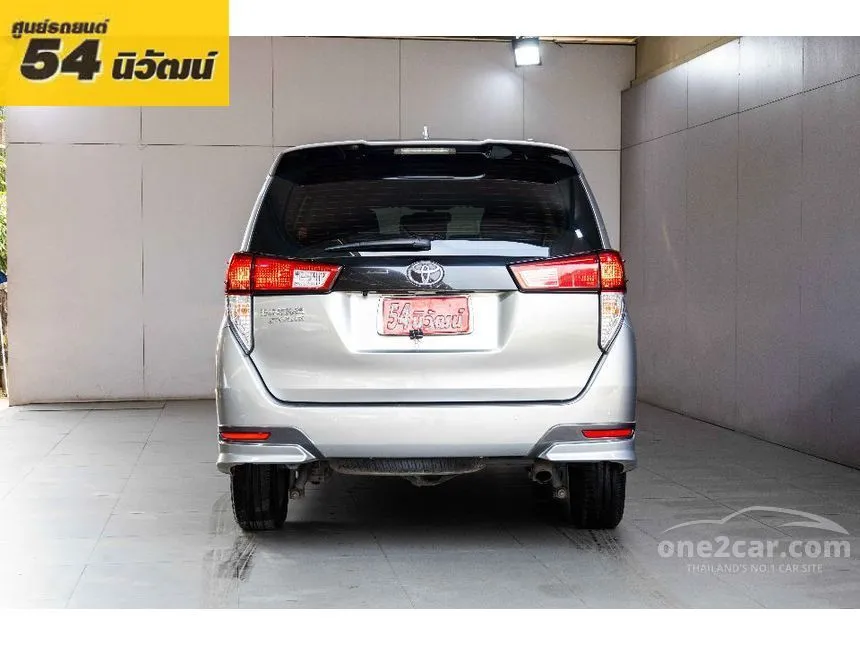 2021 Toyota INNOVA Crysta Wagon