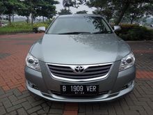 2006 Toyota Camry 2.4 V New model Dinar