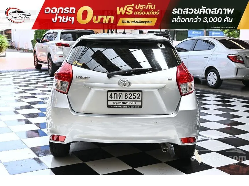 2015 Toyota YARIS E Hatchback