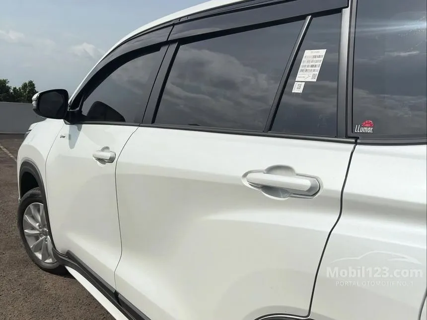 2026 Toyota Kijang Innova Zenix V HV Modellista (Non Premium Color) MPV