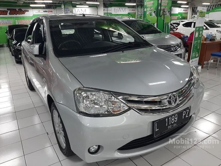 Jual Mobil Toyota Etios Valco 2014 E 1.2 di Jawa Timur Manual Hatchback Silver Rp 99.000.007