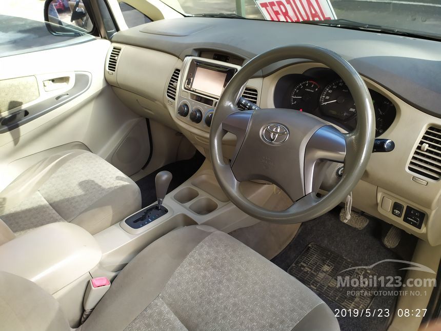 Jual Mobil Toyota Kijang Innova 2014 G 2 5 di Sulawesi Jual Mobil Toyota Kijang Innova 2014 G 2 5 di Sulawesi