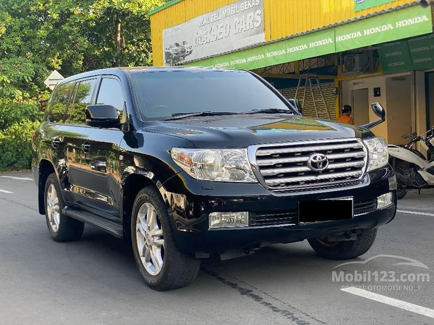 2010 Toyota Land Cruiser 200 Full spec SUV