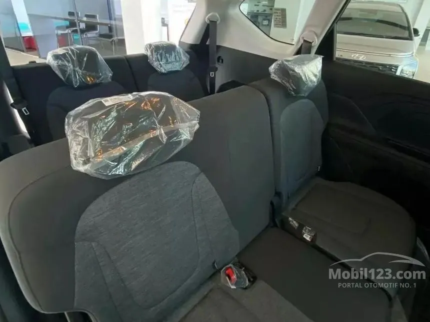 2025 Hyundai Stargazer Essential MPV
