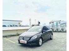 2012 Mercedes-Benz B200 1.6 Urban Hatchback