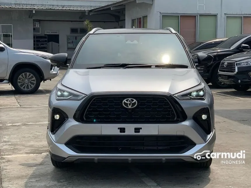 2024 Toyota Yaris Cross S HEV Wagon