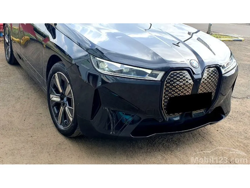 2025 BMW iX xDrive40 Sport SUV