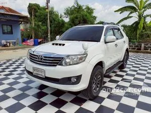 2015 Toyota FORTUNER 2.5 V SUV