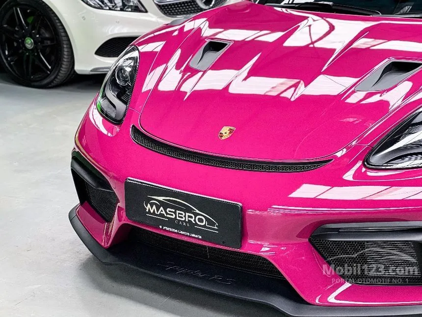 2024 Porsche 718 Cayman GT4 RS Coupe