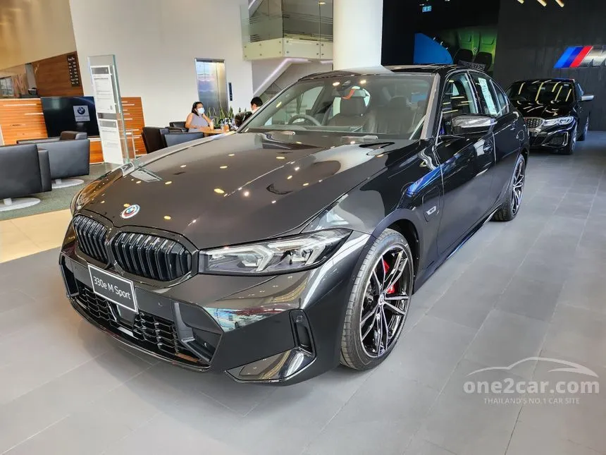 2026 BMW 330e M Sport Sedan