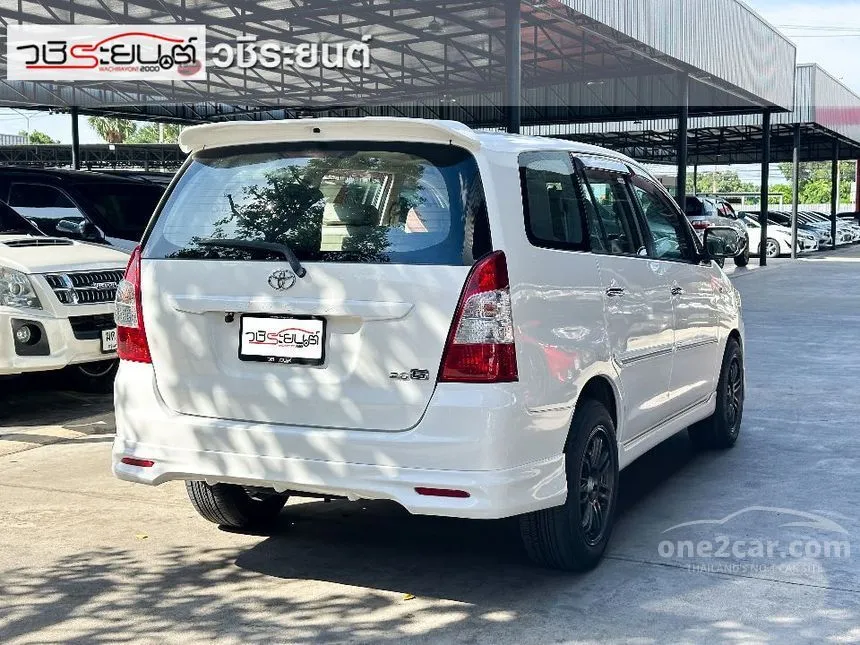 2012 Toyota INNOVA G Wagon