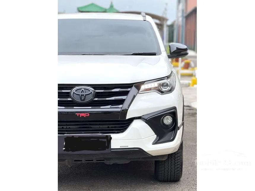 2019 Toyota Fortuner VRZ 4X2 SUV