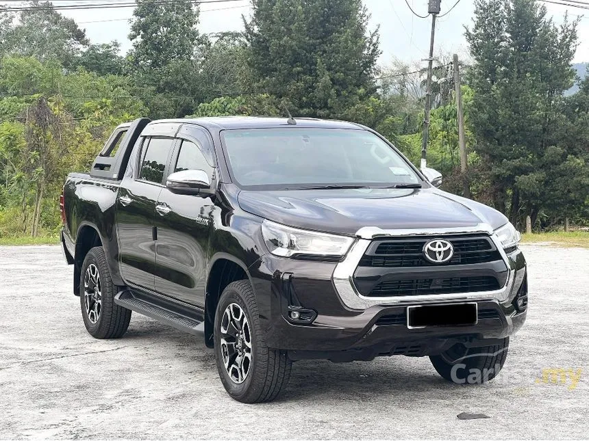 2023 Toyota Hilux V Dual Cab Pickup Truck