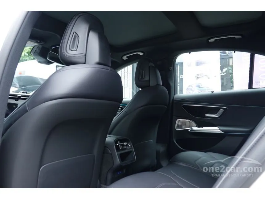 2026 Mercedes-Benz E350 e AMG Dynamic Sedan