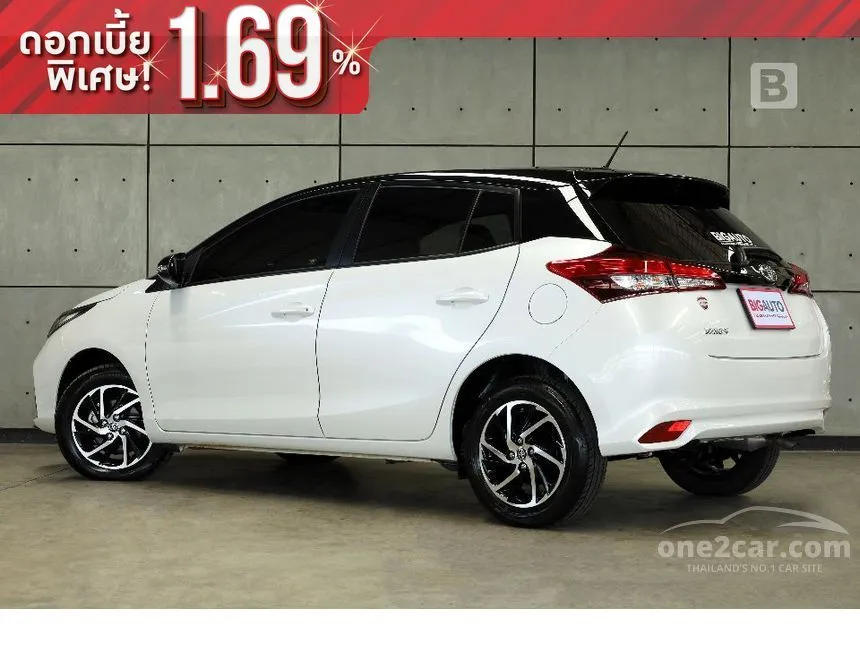 2022 Toyota Yaris Sport X Hatchback