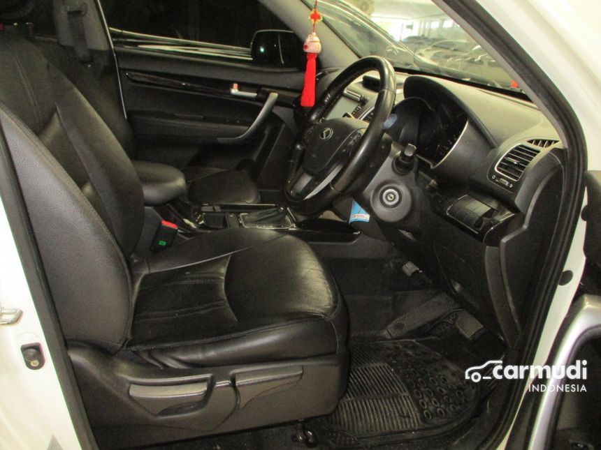 KIA Sorento 2013 2.2 in Yogyakarta Automatic SUV Offroad 4WD White for