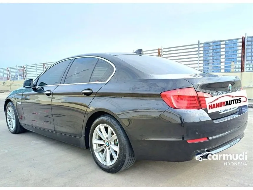 2013 BMW 520i Luxury Sedan