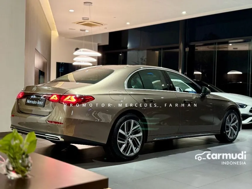 2025 Mercedes-Benz E200 Exclusive Line Sedan