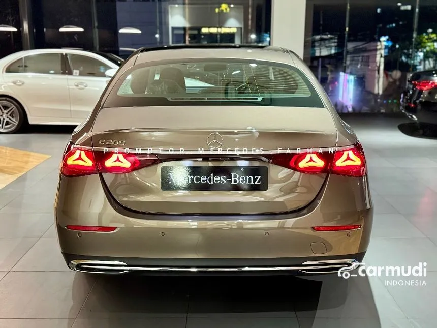 2025 Mercedes-Benz E200 Exclusive Line Sedan