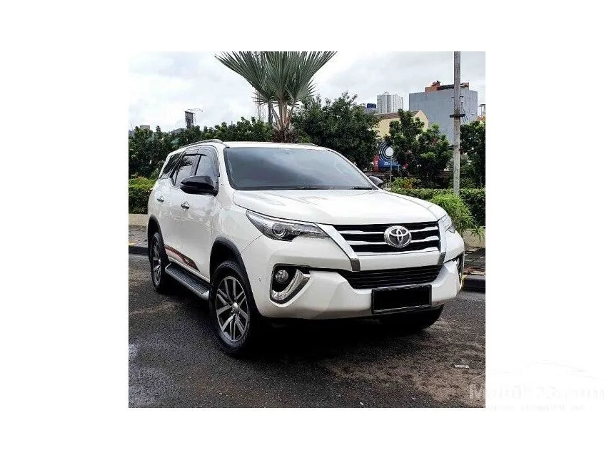 Jual Mobil Toyota Fortuner 2019 VRZ 2.4 di DKI Jakarta Automatic SUV Putih Rp 419.000.000