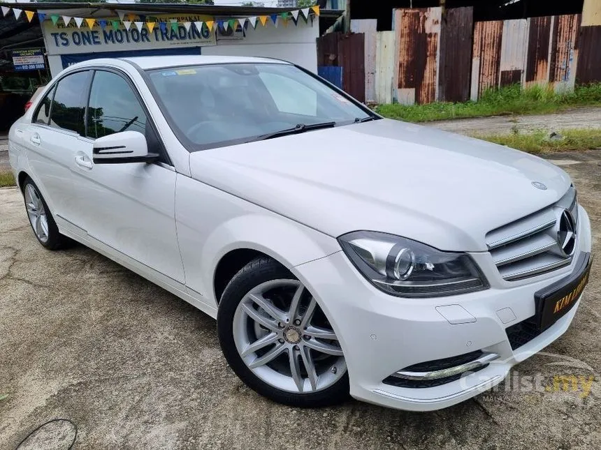 2012 Mercedes-Benz C250 CGI Avantgarde Sedan