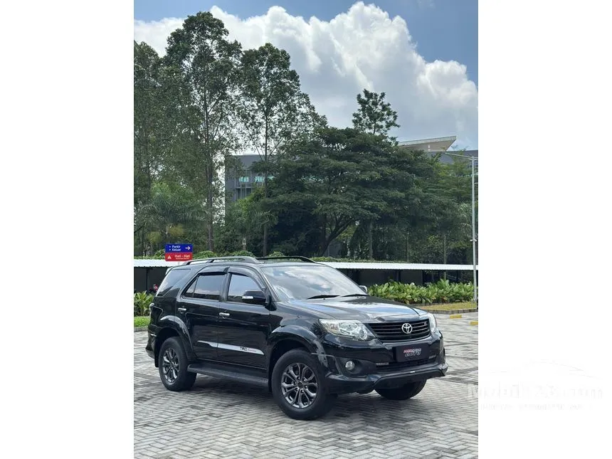 2015 Toyota Fortuner G Lux SUV