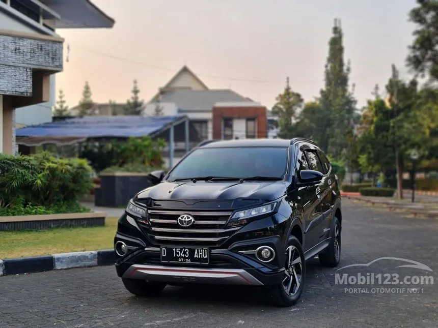 Jual Mobil Toyota Rush 2019 TRD Sportivo 1.5 di Jawa Barat Automatic SUV Hitam Rp 235.000.000