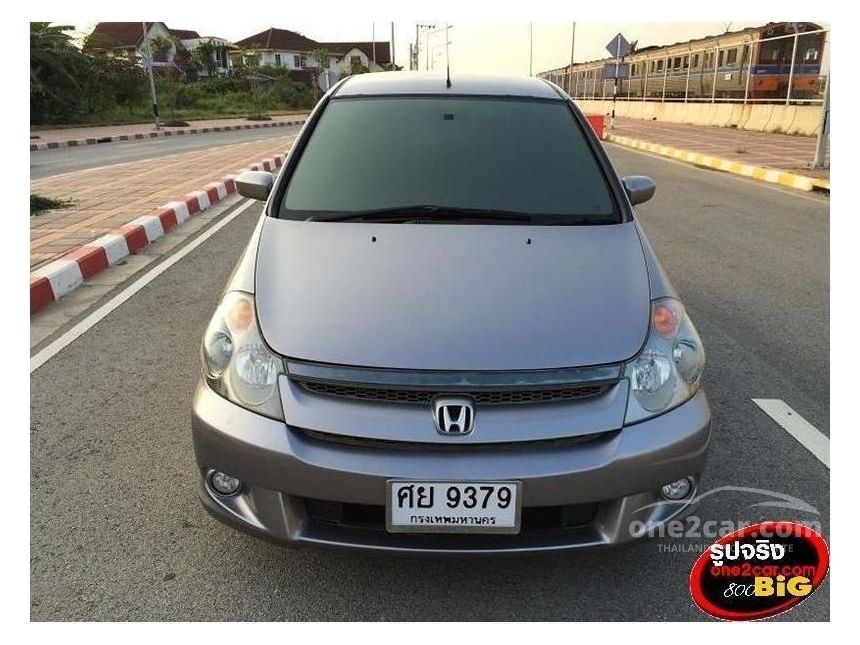 Honda stream 2005