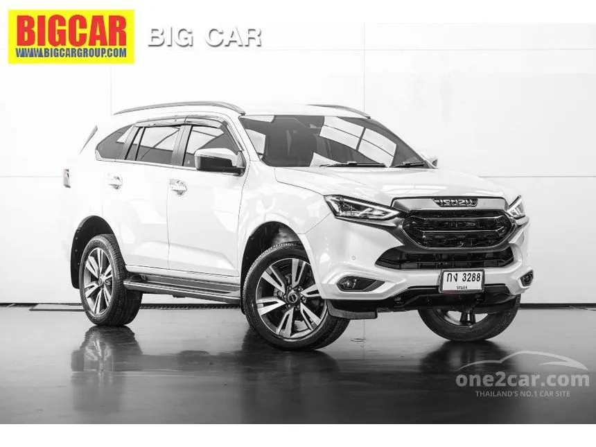 2022 Isuzu MU-X Ultimate SUV