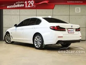 2024 BMW 530e 2.0 Luxury Sedan