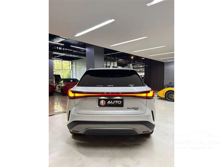 2023 Lexus RX 450h+ Luxury SUV