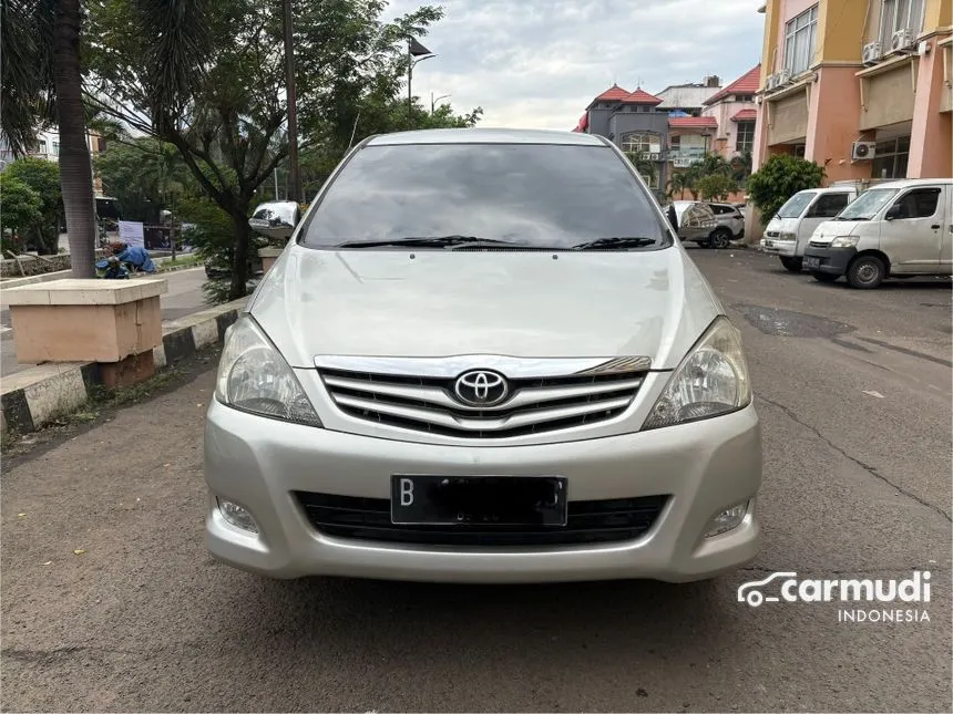 2011 Toyota Kijang Innova G MPV