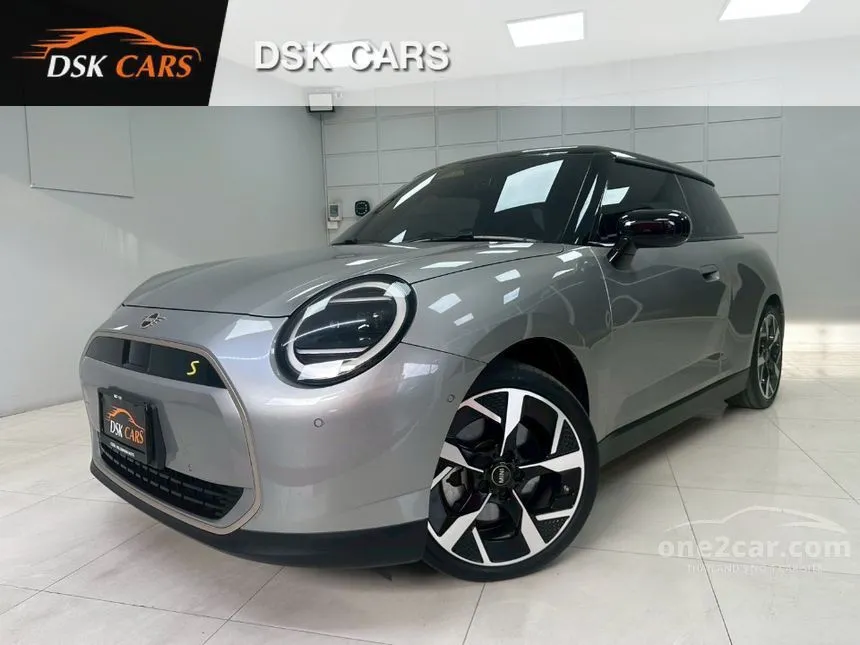2025 Mini COOPER SE 3-Door Hatchback