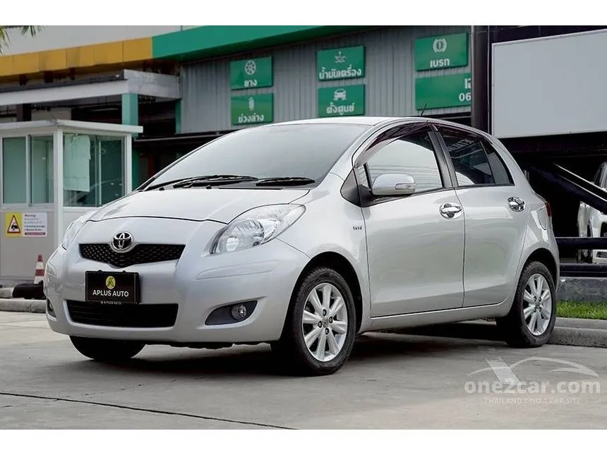 2009 Toyota YARIS E Hatchback