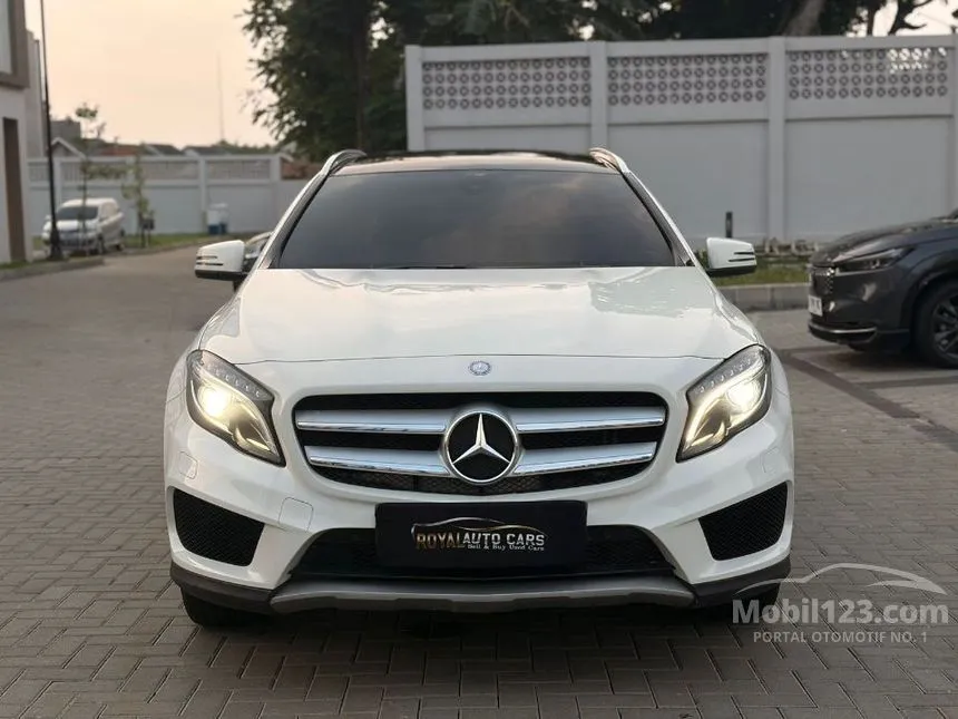 2016 Mercedes-Benz GLA200 SUV