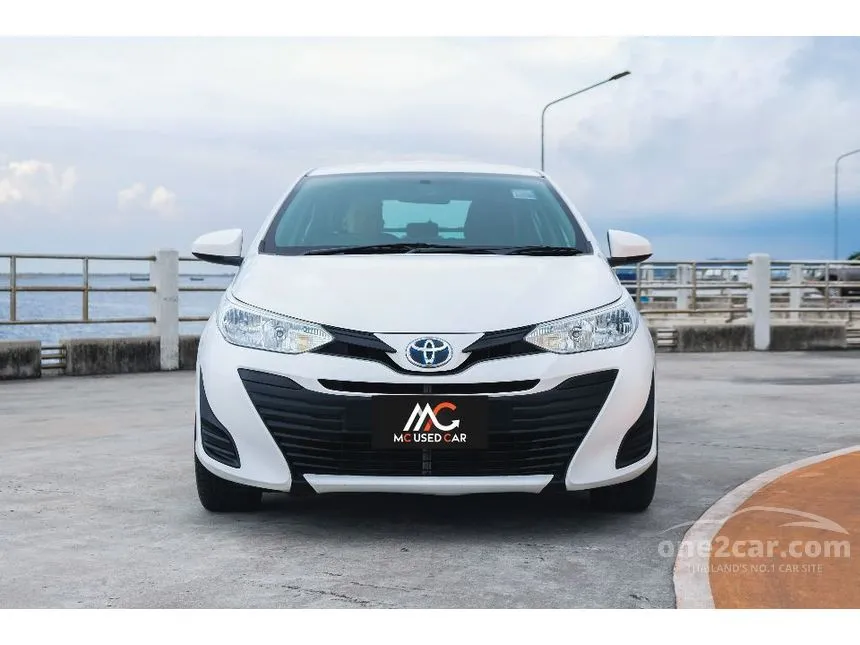 2018 Toyota Yaris Ativ J Sedan