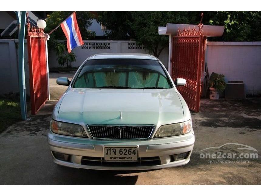 Nissan cefiro 1995
