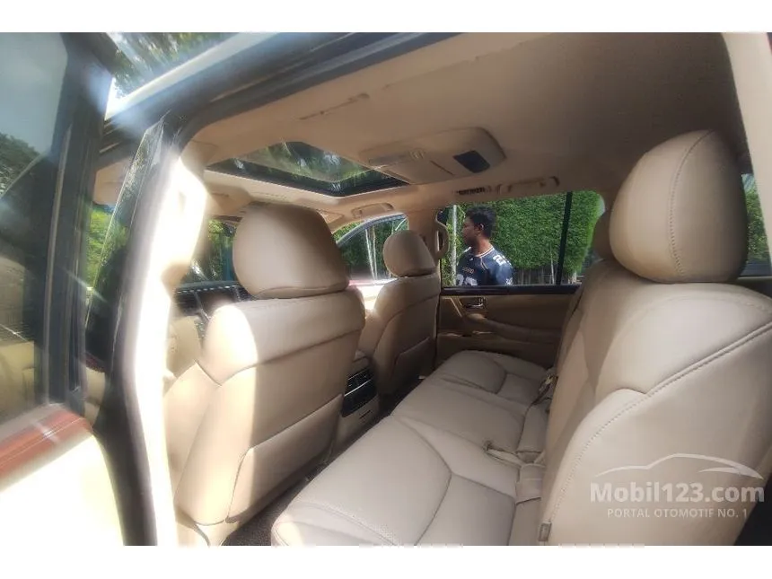 2011 Lexus LX 570 SUV