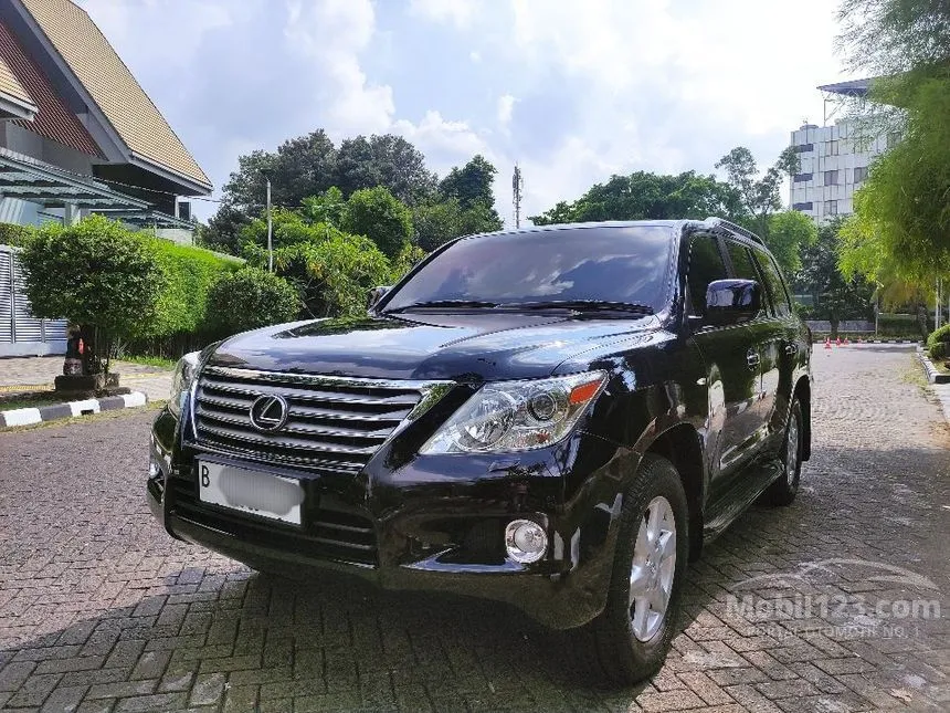 2011 Lexus LX 570 SUV