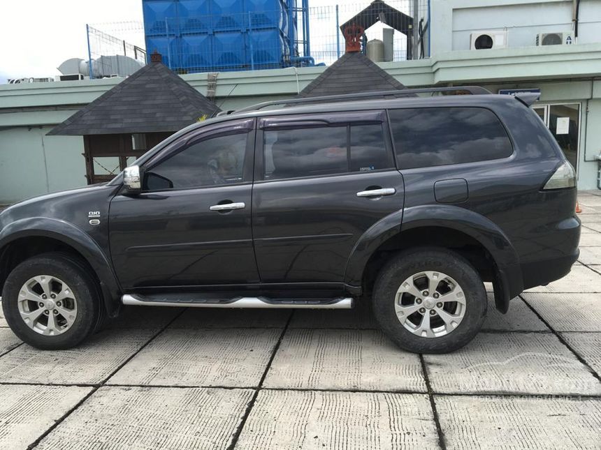 Mitsubishi pajero sport 2011