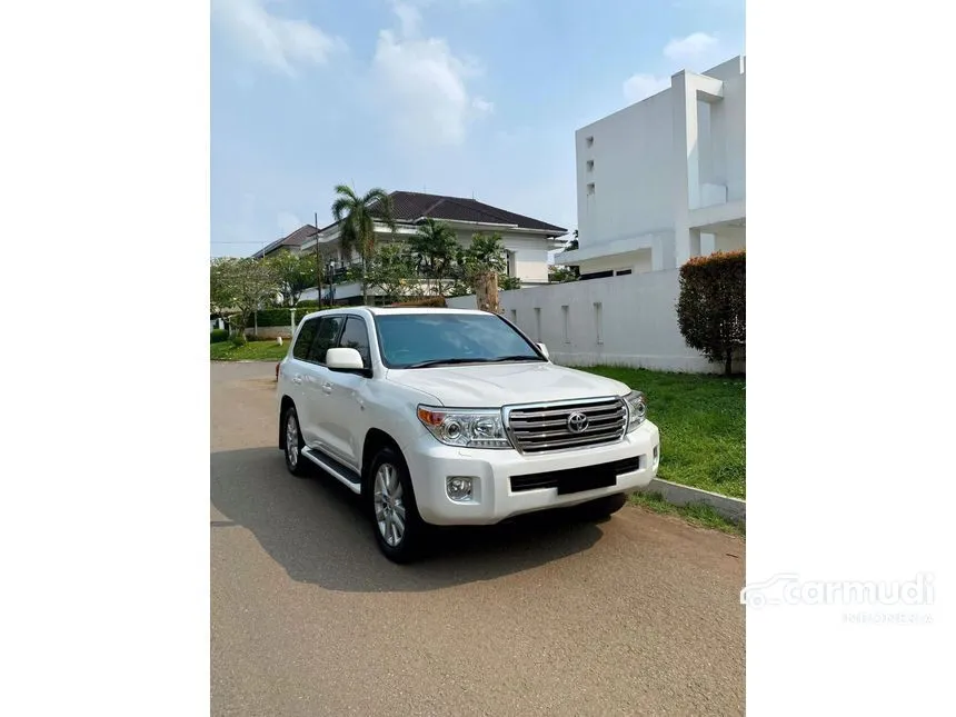 2011 Toyota Land Cruiser 200 Full spec SUV