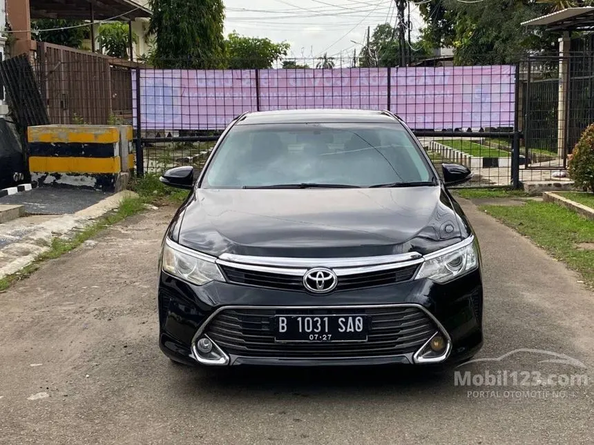Jual Mobil Toyota Camry 2017 G 2.5 di Banten Automatic Sedan Hitam Rp 205.000.000