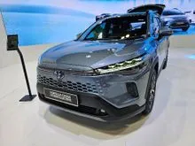 2025 Toyota Corolla Cross 1.8 HEV Whatsapp for good price